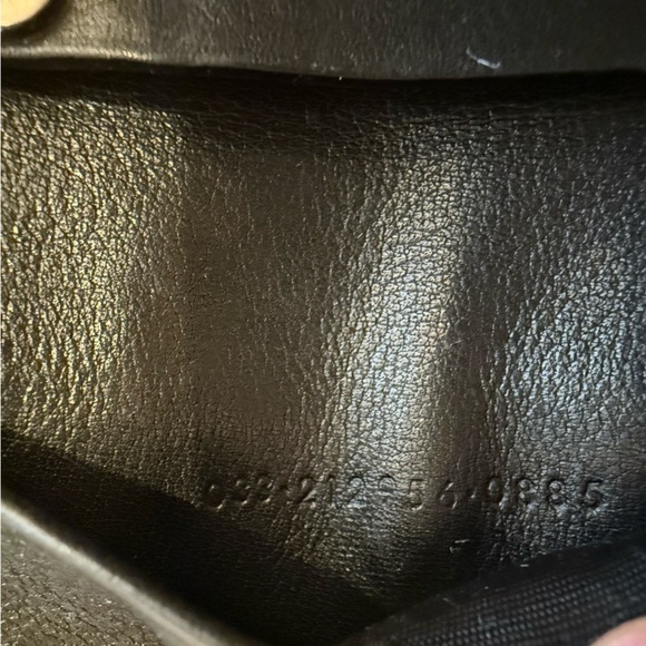 GUCCI Black Leather Key Case & Card Holder w/ silver hardware - Picture 12 of 13